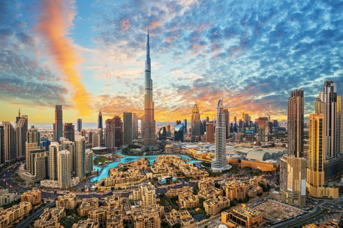 Freuen Sie sich auf die beeindruckende Skyline von Dubai.