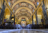 Die beeindruckende St. John's Ko-Kathedrale steht in Valletta.