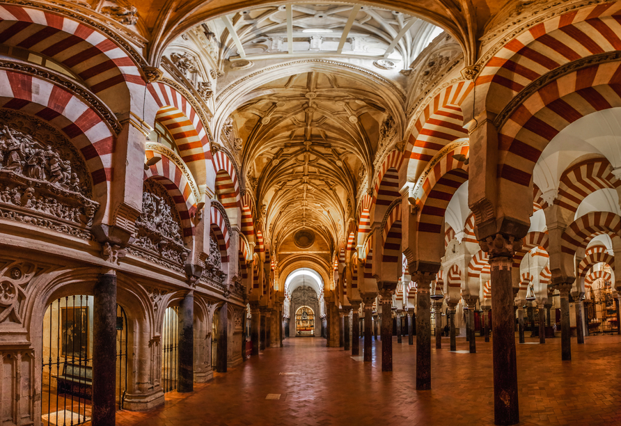 Ein Ausflug führt Sie nach Córdoba mit der berühmten Mezquita.
