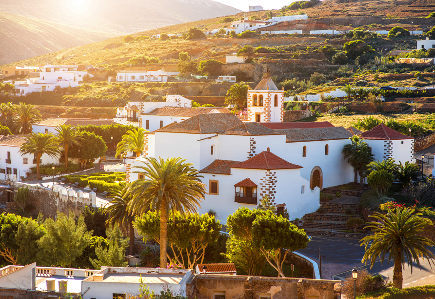 Erkunden Sie den hübschen Ort Betancuria auf Fuerteventura.