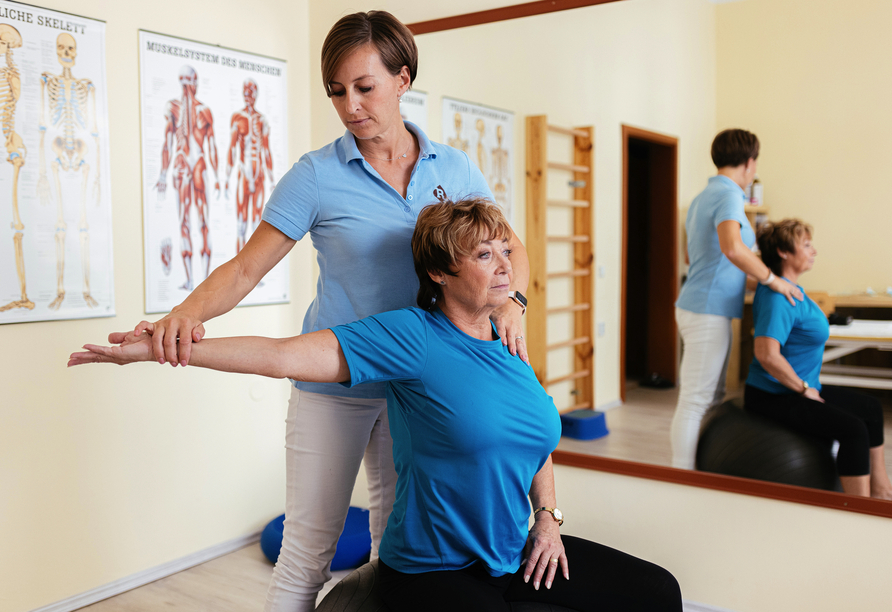 Viele Therapien und Anwendungen von Physiotherapeuten werden angeboten.