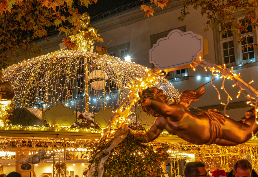 Freuen Sie sich auf den Weihnachtsmarkt in Koblenz.