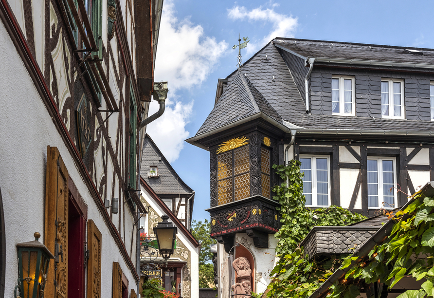 Die Drosselgasse von Rüdesheim ist das Wahrzeichen der Stadt.