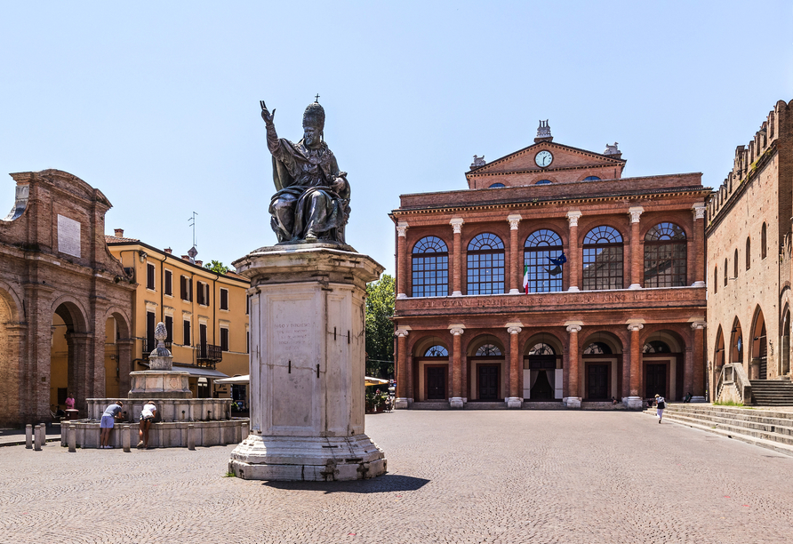 Die Piazza Cavour im historischen Zentrum von Rimini