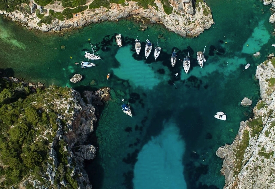 Menorca bietet traumhafte Lagunen und Buchten.