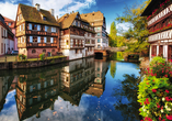 Im Elsass an der deutsch-französischen Grenze besuchen Sie das schöne Straßburg.