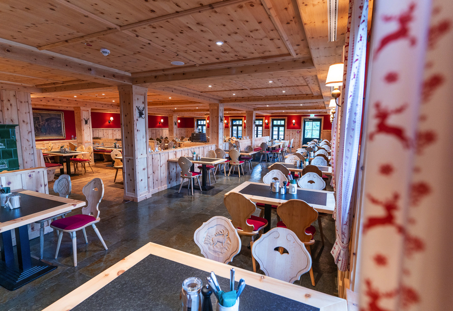 Das gemütliche À-la-carte Restaurant Bergstube