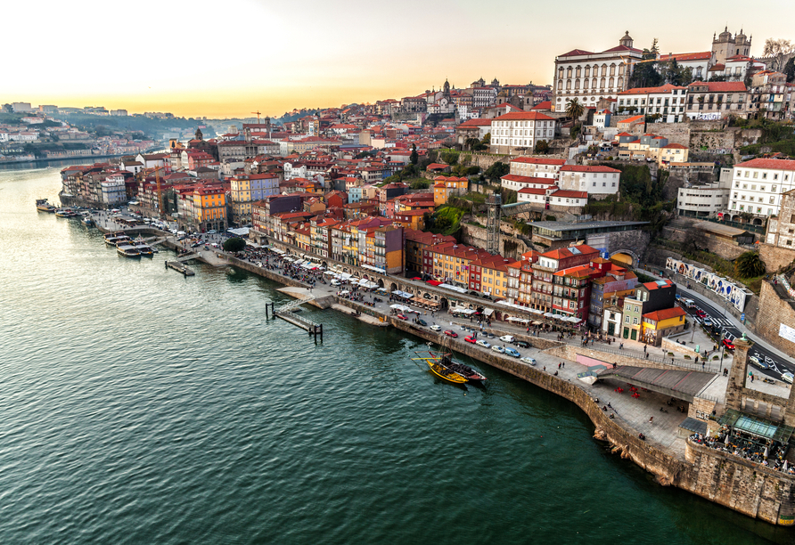 Ihre Traumreise beginnt und endet in einer der schönsten Städte Portugals: Porto.