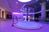 Entspannen Sie nach einem ereignisreichen Tag im Whirlpool des Hotels.