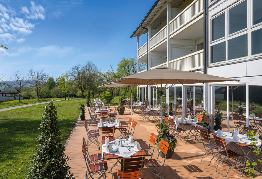Gerade im Sommer lädt die Terrasse zu zahlreichen Sonnenstunden ein.