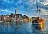 Die idyllische Kleinstadt Rovinj zählt zu den beliebtesten Urlaubszielen in Kroatien.