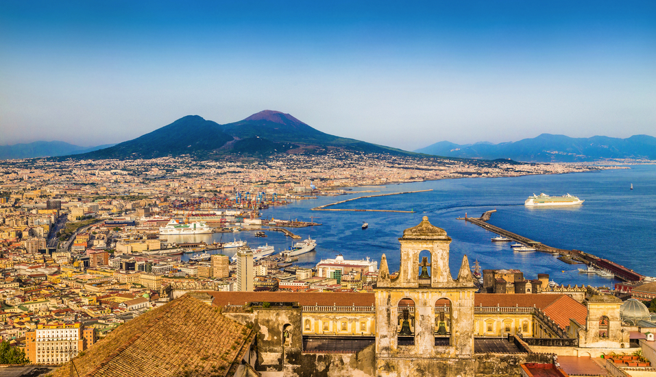 Grandiose Aussicht über Neapel