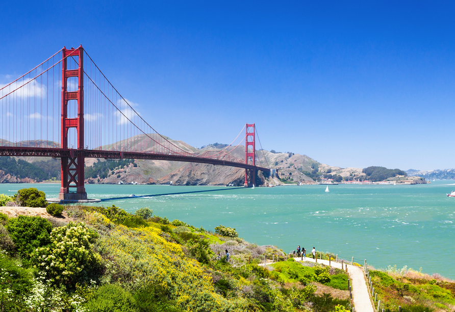 Freuen Sie sich auf das bekannteste Wahrzeichen von San Francisco – die Golden Gate Bridge.