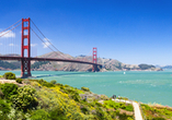 Freuen Sie sich auf das bekannteste Wahrzeichen von San Francisco – die Golden Gate Bridge.