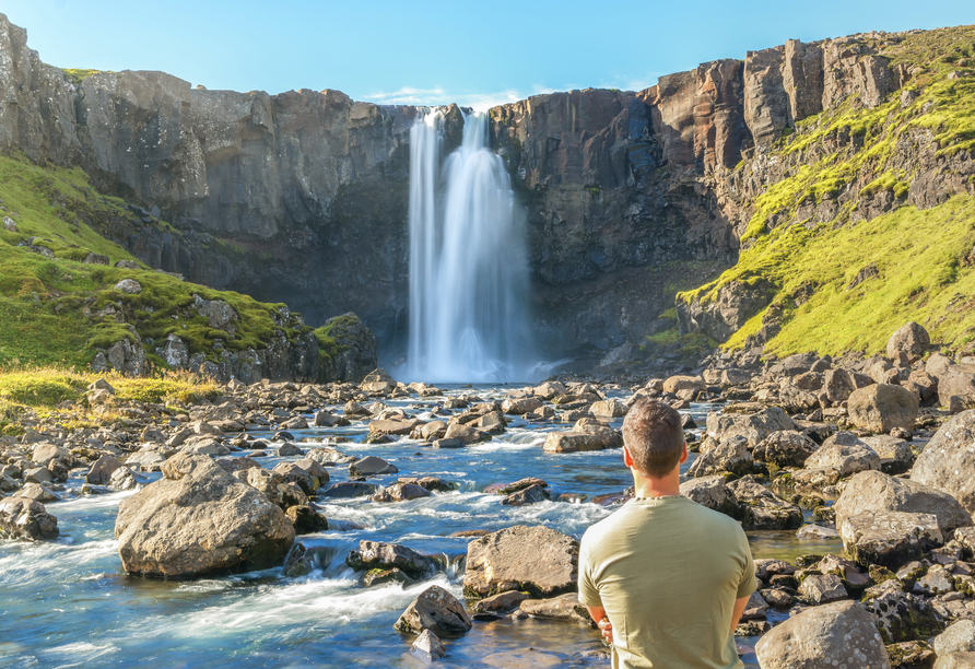 Der Gufufuss-Wasserfall ist nur einer von zahlreichen Wasserfällen in der Umgebung von Seyðisfjörður.