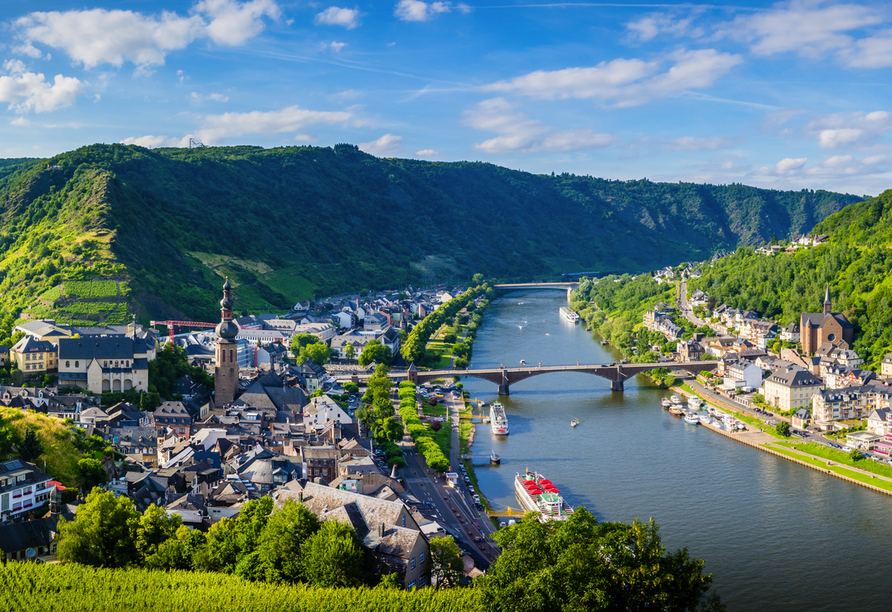 Freuen Sie sich auf viele tolle Panoramen entlang von Rhein & Mosel.