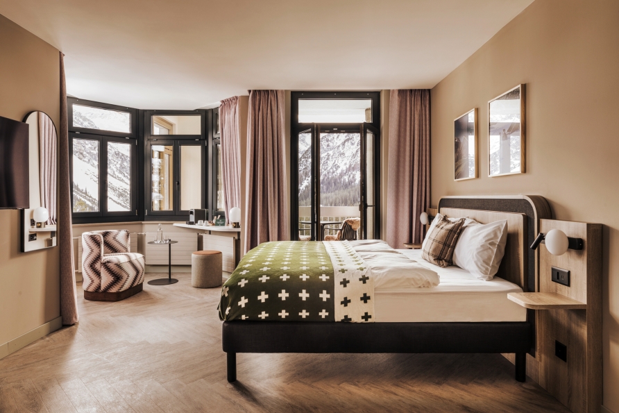 Beispiel eines Doppelzimmers Comfy mit Bergblick und Balkon