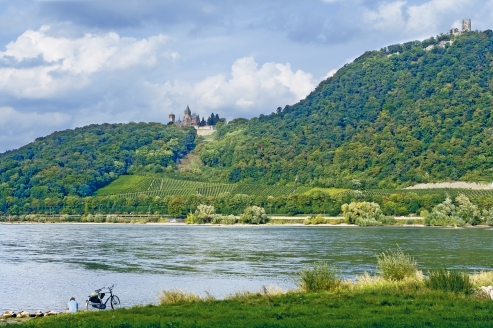 Ein einmaliger Panoramablick auf den Drachenfels