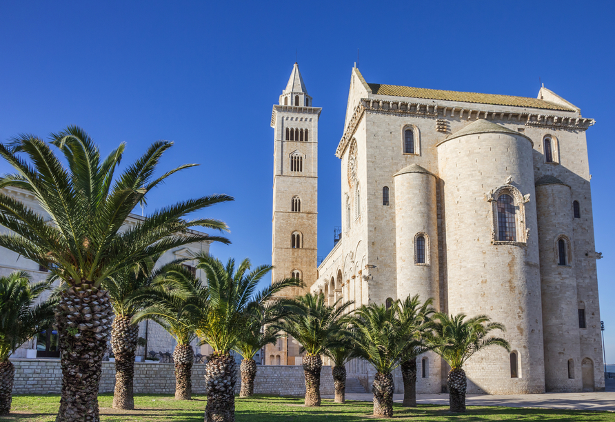 Die imposante Kathedrale von Trani bietet ein wunderbares Fotomotiv.