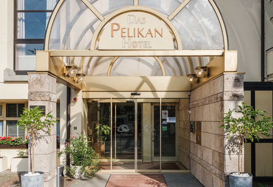 Das Hotel Pelikan freut sich auf Ihren Besuch in Schwäbisch Gmünd.