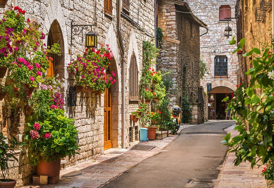 Perugia erwartet Sie mit kleinen Gassen und mittelalterlichen Gemäuern.