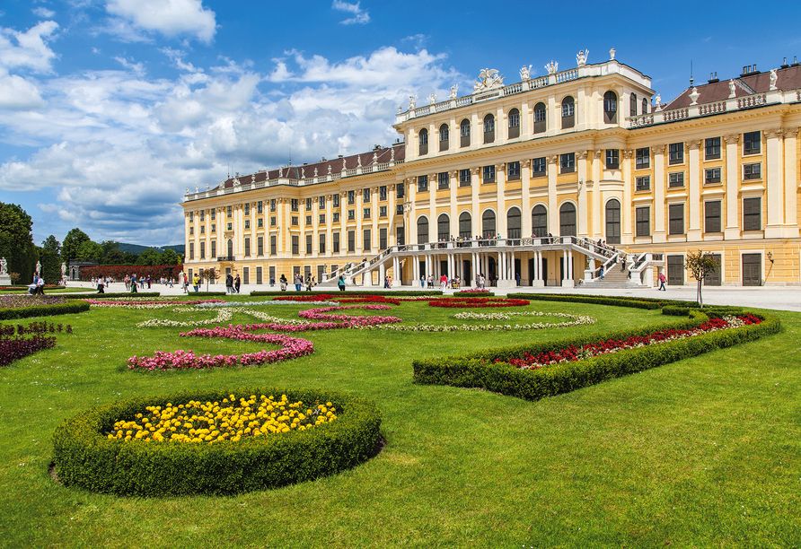 Ein Besuch von Schloss Schönbrunn ist ein Muss für jeden Sisi-Fan.