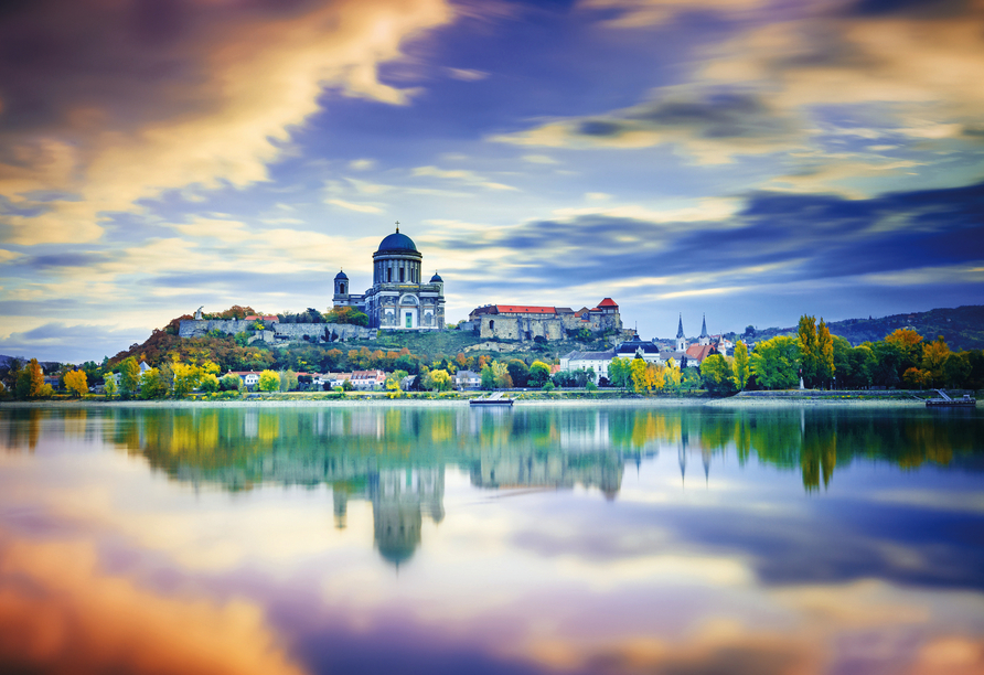 In Esztergom finden Sie die größte Kathedrale Ungarns.