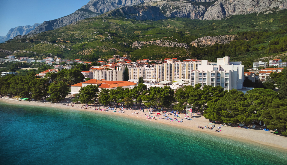 Herzlich willkommen im Bluesun Hotel Alga in Tučepi an der malerischen Makarska Riviera.