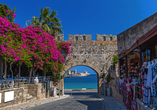 Die wunderschöne Altstadt von Rhodos-Stadt gehört zum UNESCO-Weltkulturerbe.