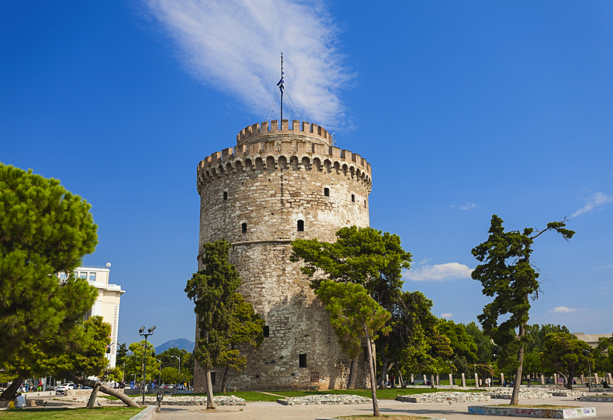 Während Ihres Ausflugs nach Thessaloniki sehen Sie unter anderem den Weißen Turm.