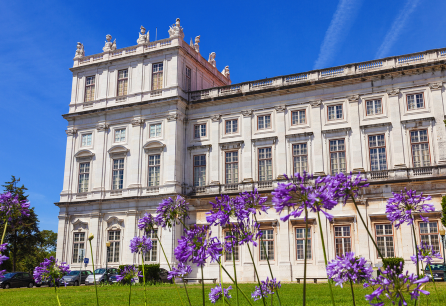 Freuen Sie sich auf eine Besichtigung des Palácio Nacional da Ajuda in Lissabon.