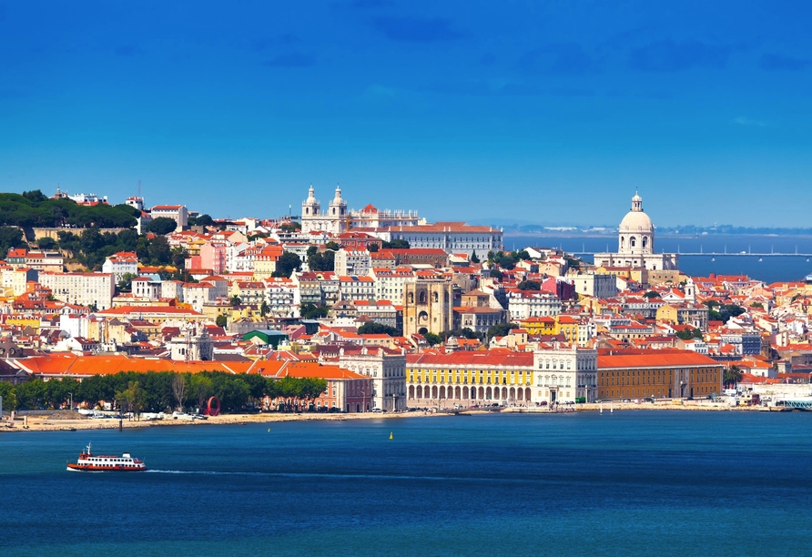 Lissabon liegt unmittelbar an der malerischen Atlantikküste.