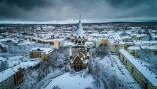 Die Chemnitzer Kirchen erstrahlen in glänzendem Weiß.