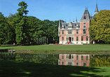 Schloss Aertrycke bei Torhout ist von einem wunderschönen Park umgeben.