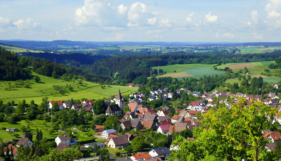 Der Blick auf die Dörfer im Schwarzwald ist einmalig schön.