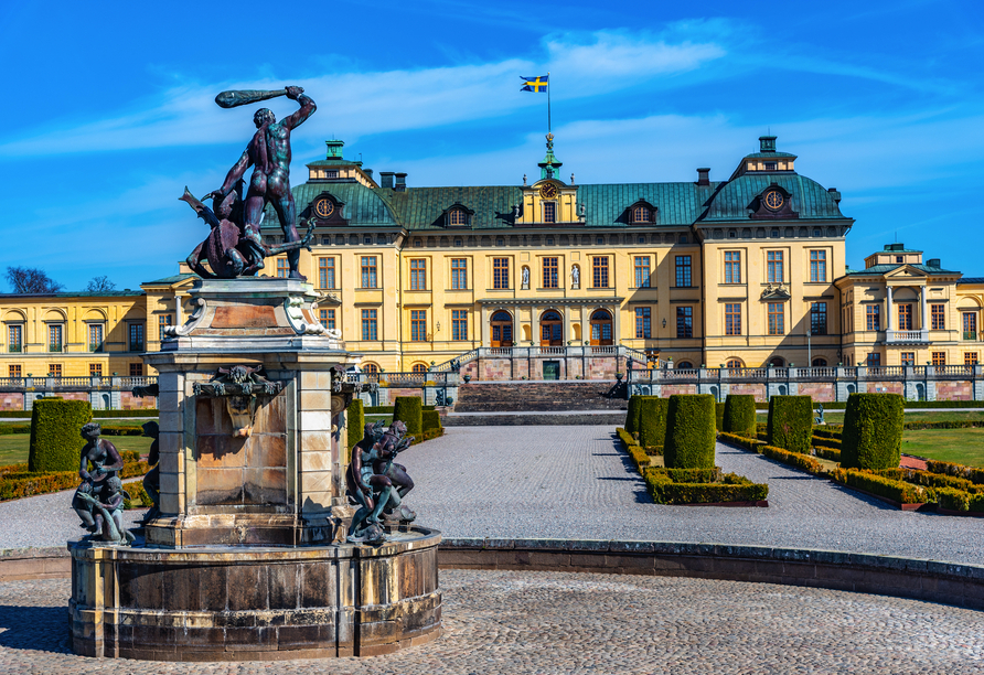 Majestätisches Schloss Drottningholm bei Stockholm