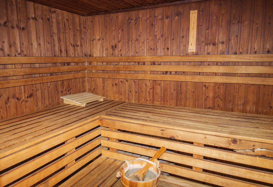 Wie wäre es mit einem wohltuenden Aufguss in der Sauna?