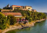Erkunden Sie die historische Stadt und die beeindruckende Festung von Peterwardein in Novi Sad.