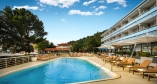 Der Außenpool des Hotels Marina