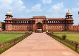 In Agra dürfen Sie sich auf den Besuch des berühmten 