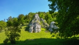 Radeln Sie den Altmühltal-Panoramaweg entlang.