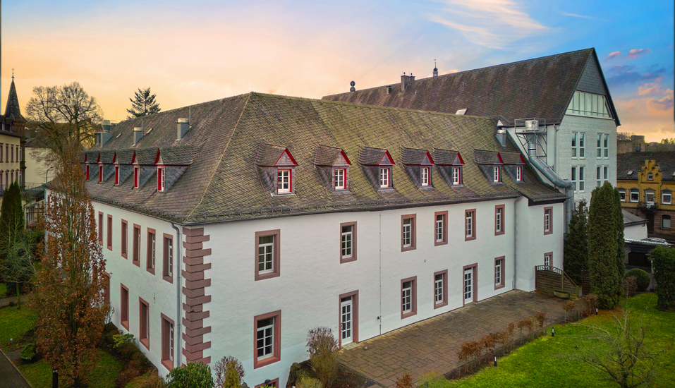 Außenansicht des Klosterhotel Eifel