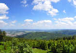 Ilmenau im Thüringer Wald liegt inmitten einer herrlichen Naturlandschaft.