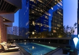 Pool des Hotels Dorsett Kwung Tong in Hongkong