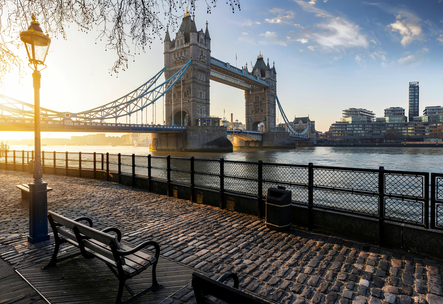 Die Tower Bridge in der Metropole London wird Sie begeistern.