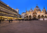 Der berühmte Markusplatz in Venedig