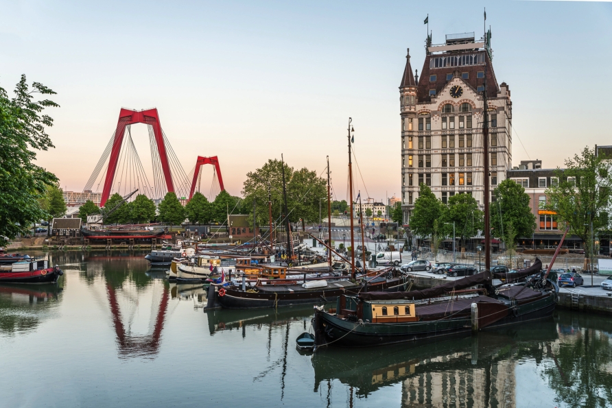 Der Oude Haven (Alte Hafen) von Rotterdam ist der 
