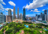 Kuala Lumpur mit den Petronas Towers – den höchsten Zwillingstürmen der Welt