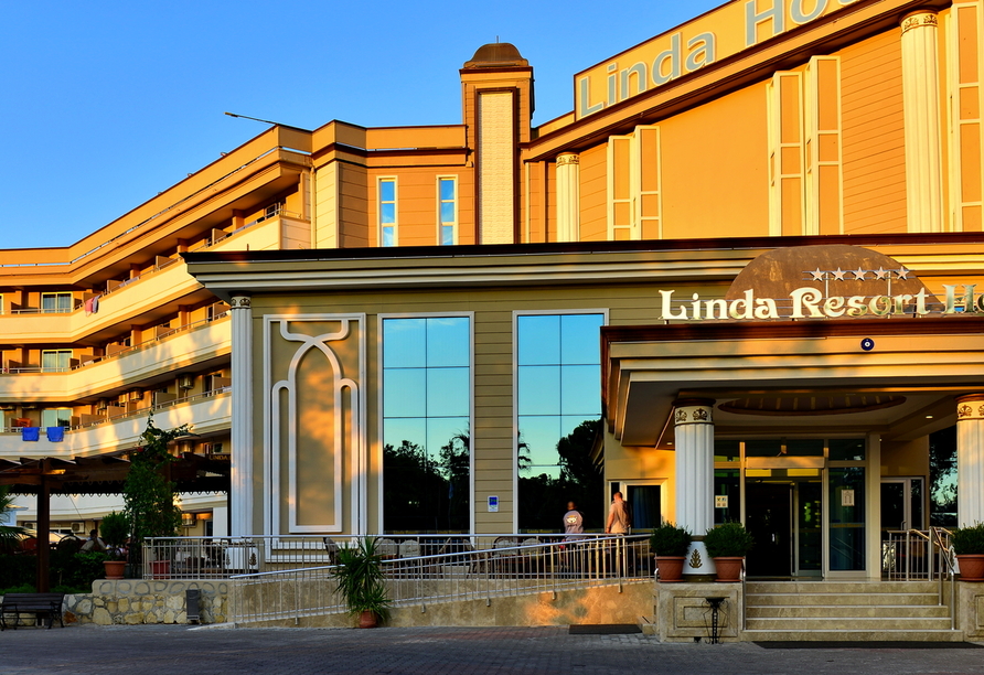 Willkommen im Linda Resort Hotel in Side!