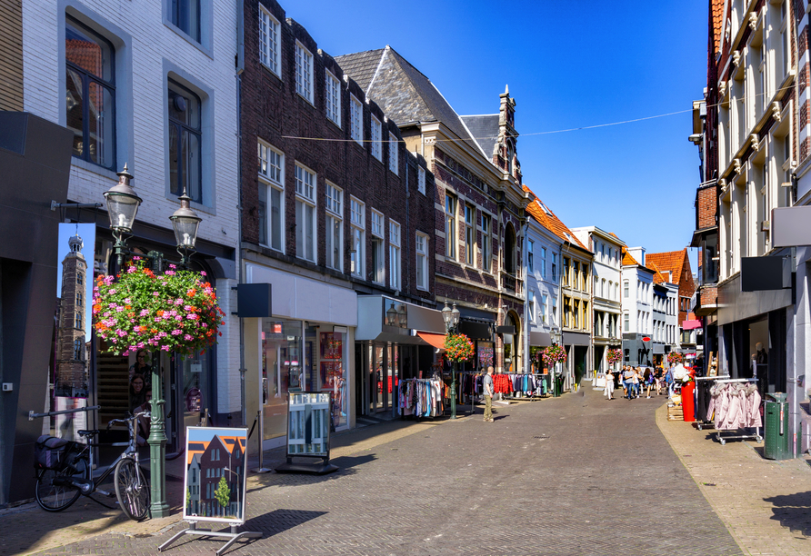 Hübsche Einkaufsstraße in der Altstadt von Venlo